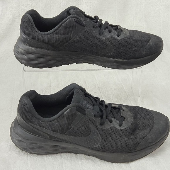 Nike‎ Revolution Youth Size 6Y Black Activewear Athletic Unisex Running Shoes - Picture 4 of 7